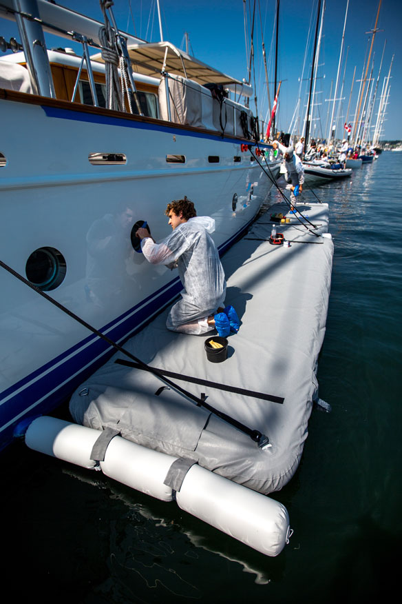  long inflatable maintenance platform - Nautibuoy Marine